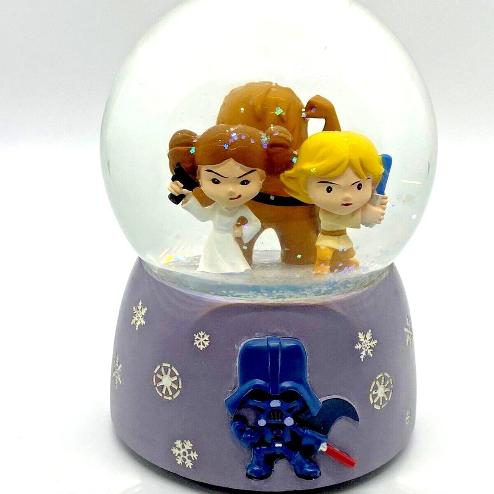 Star Wars Lucas Films Luke Skywalker Princess Leia Chewbacca Musical Snow Globe
